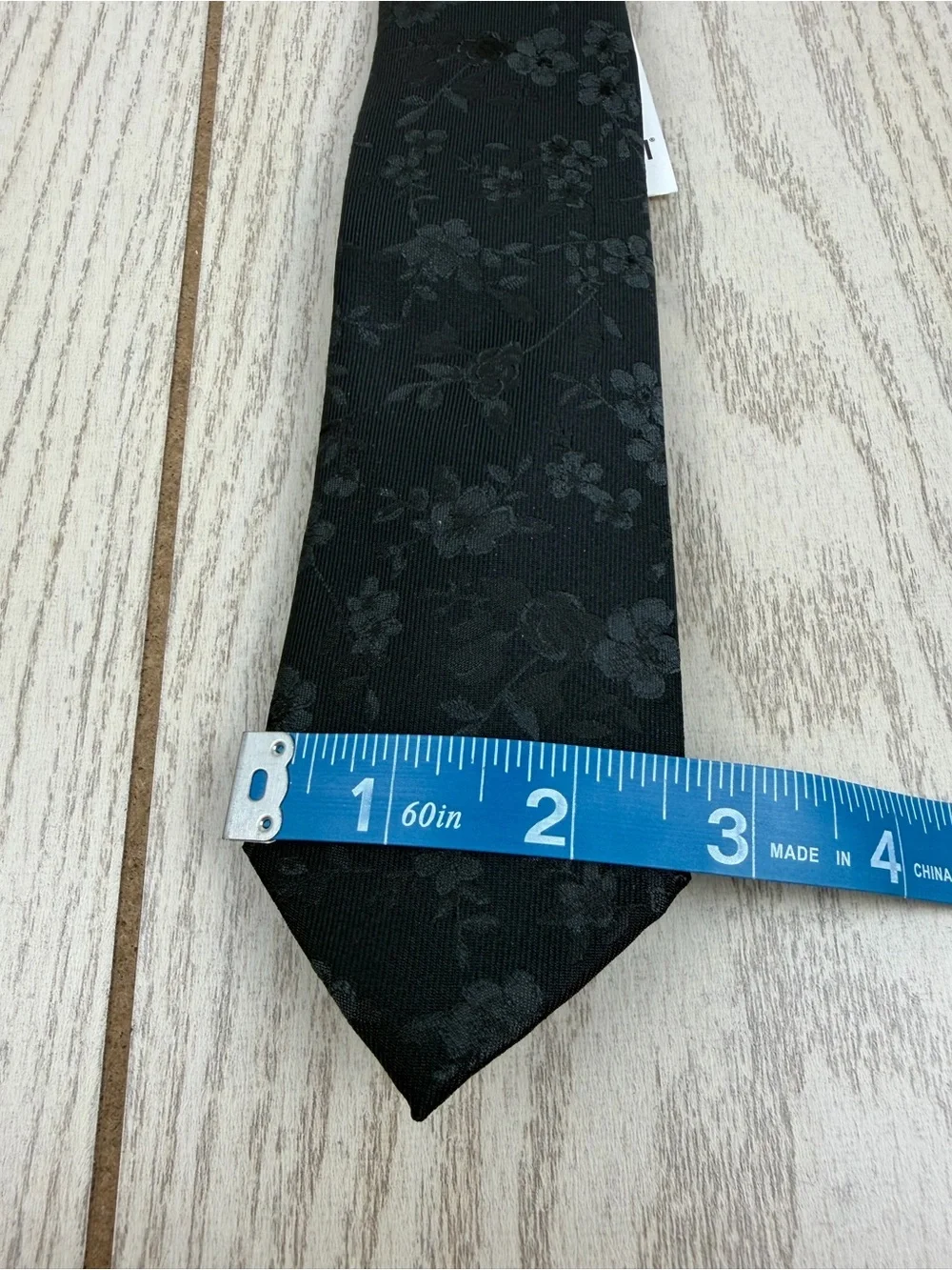 654 Bar III Men's Tie Alton Floral 001 Black $55 Polyester Skinny Slim